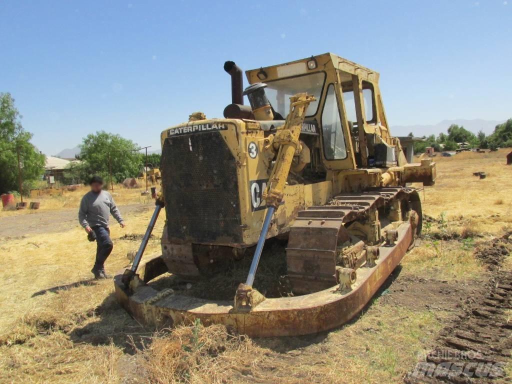 CAT D8K Buldozer sobre oruga