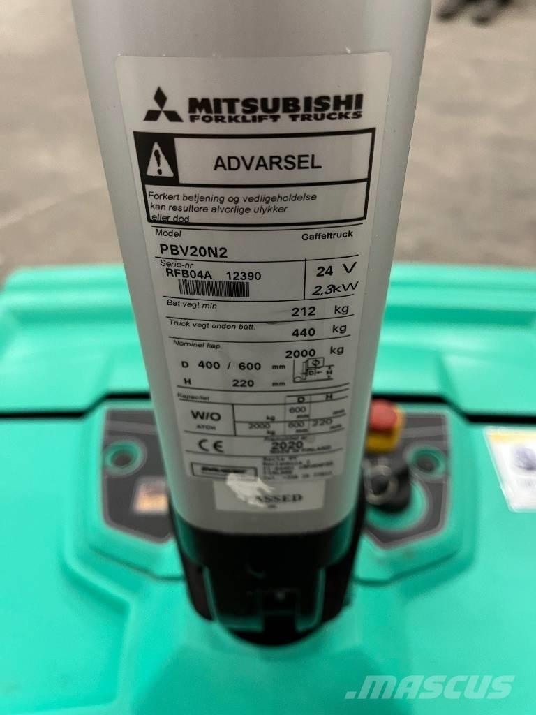 Mitsubishi PBV20N2 Montacargas manual