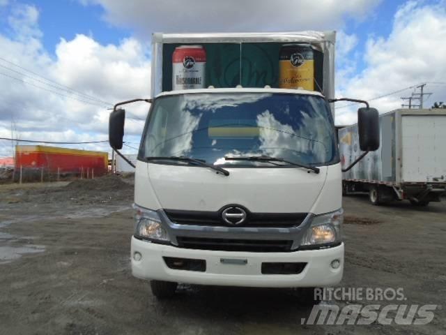 Hino 195 D Camiones con caja de remolque