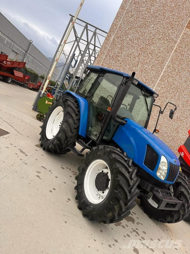 New Holland TL 100 Tractores