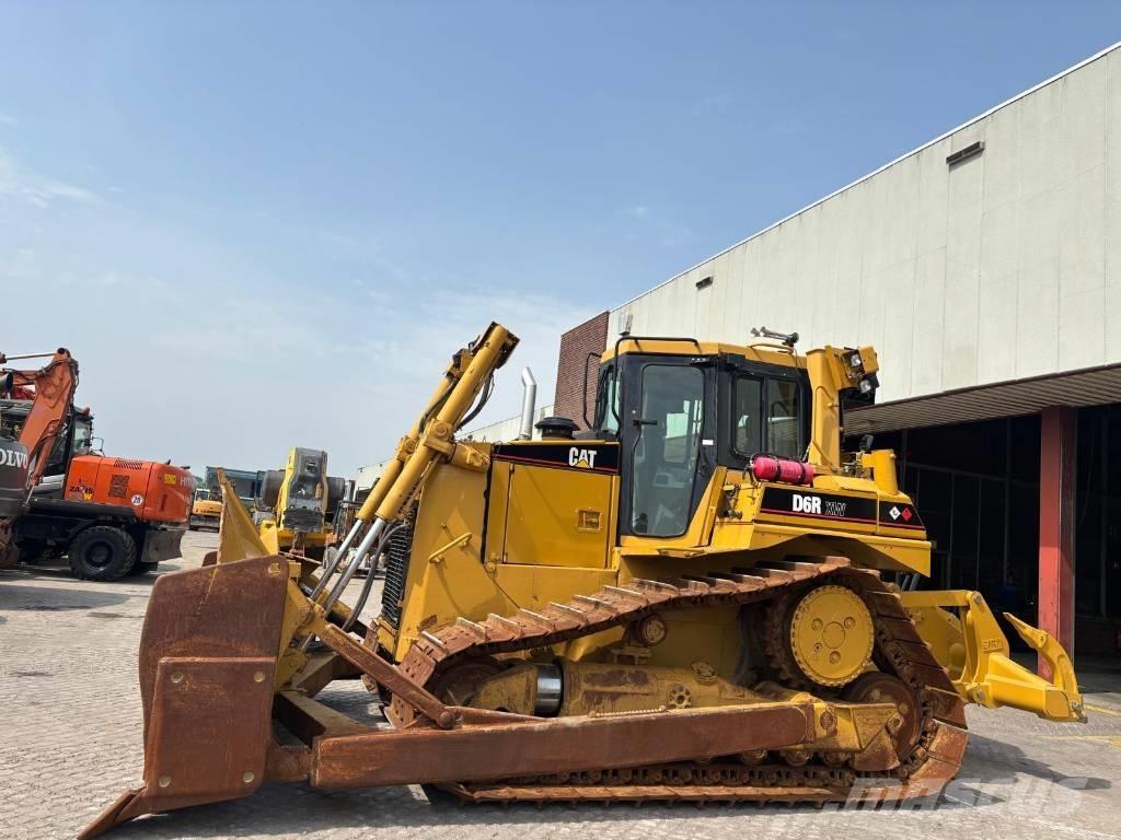 CAT D 6 R XW Buldozer sobre oruga
