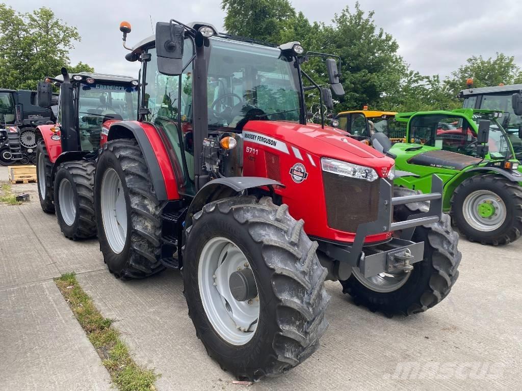 Massey Ferguson 5711 Tractores