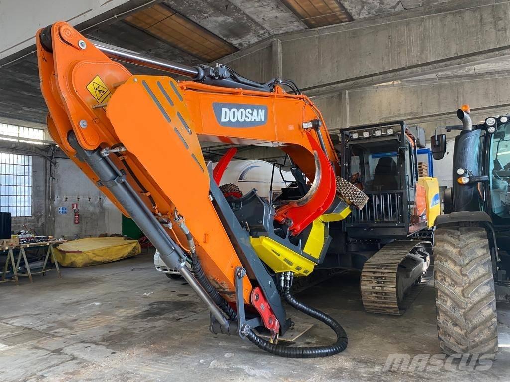 Doosan DX 235 NLC-5 Excavadoras sobre orugas