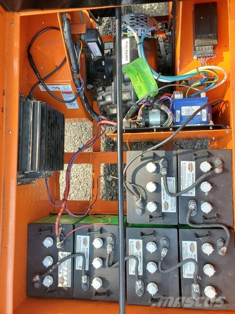 Taylor-Dunn SC100 Camiones con grúa