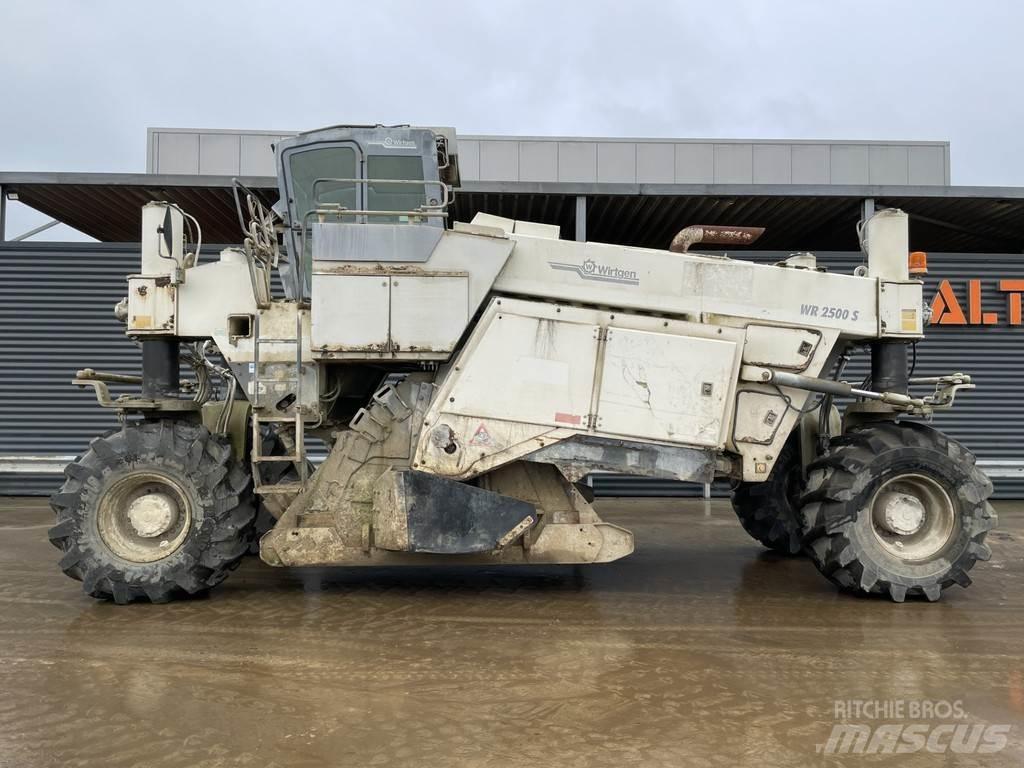 Wirtgen WR 2500S Recicladoras de asfalto