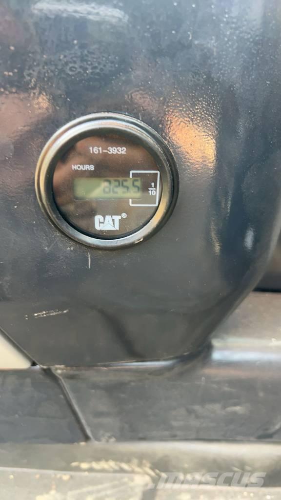 CAT 325 D Excavadoras sobre orugas