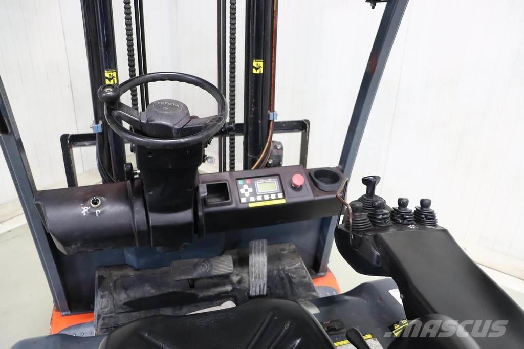 Toyota 8FBMT25 Carretillas de horquilla eléctrica