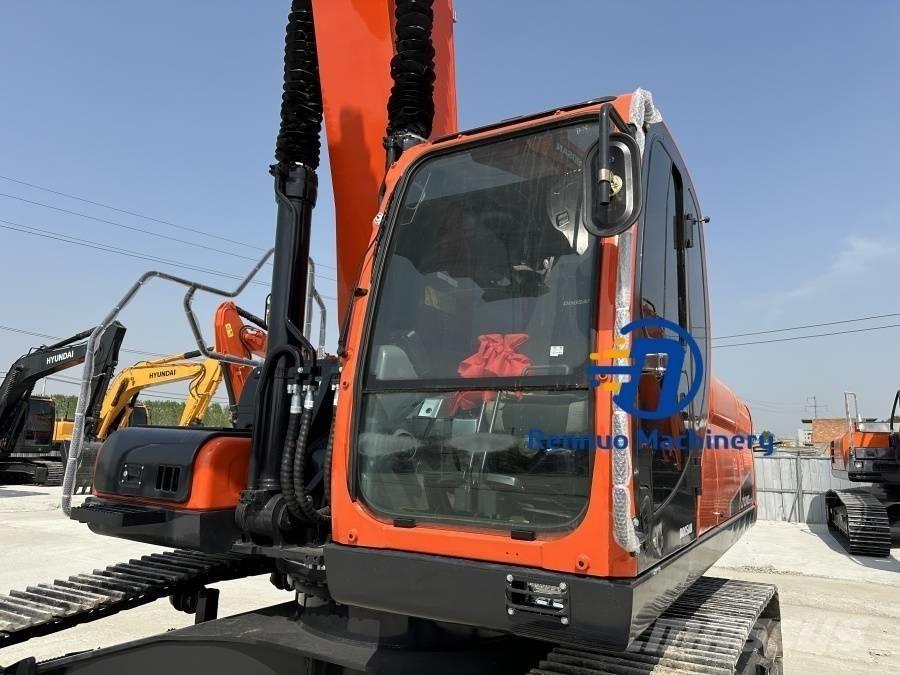 Doosan DX 340 Excavadoras sobre orugas