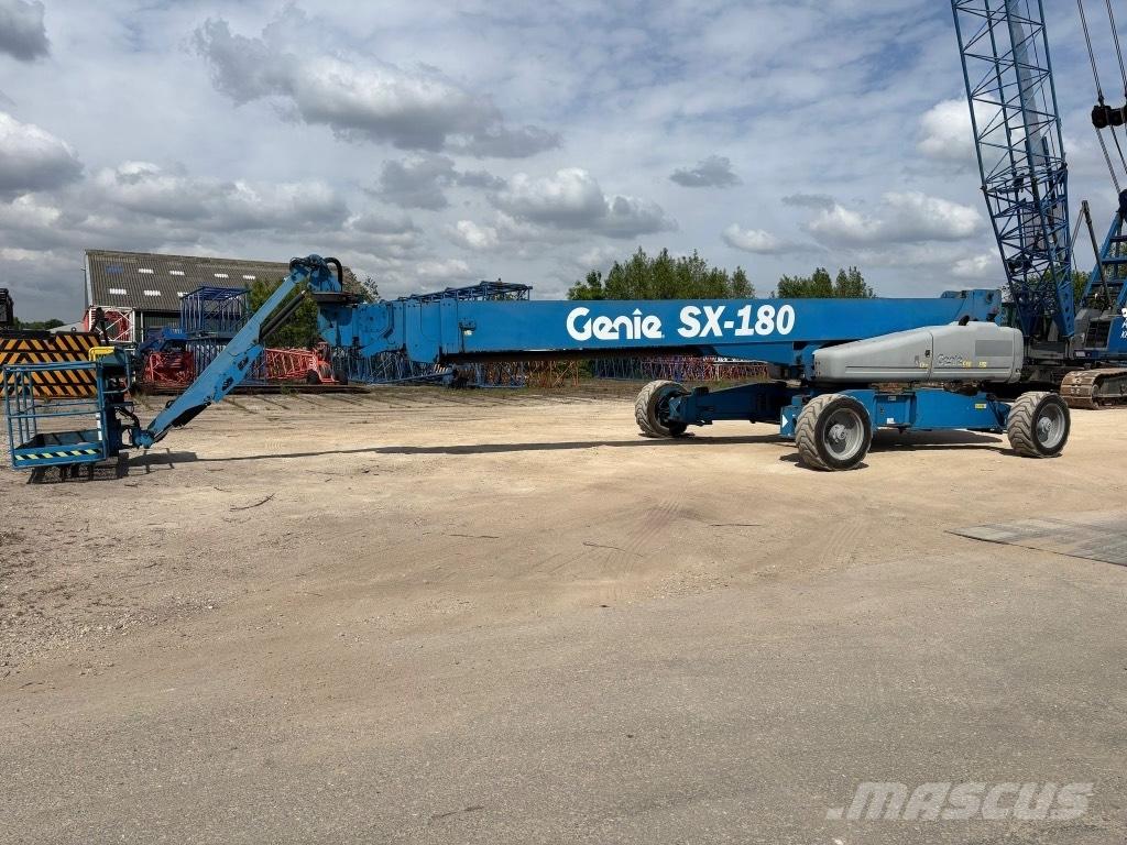 Genie SX 180 Plataformas con brazo de elevación telescópico