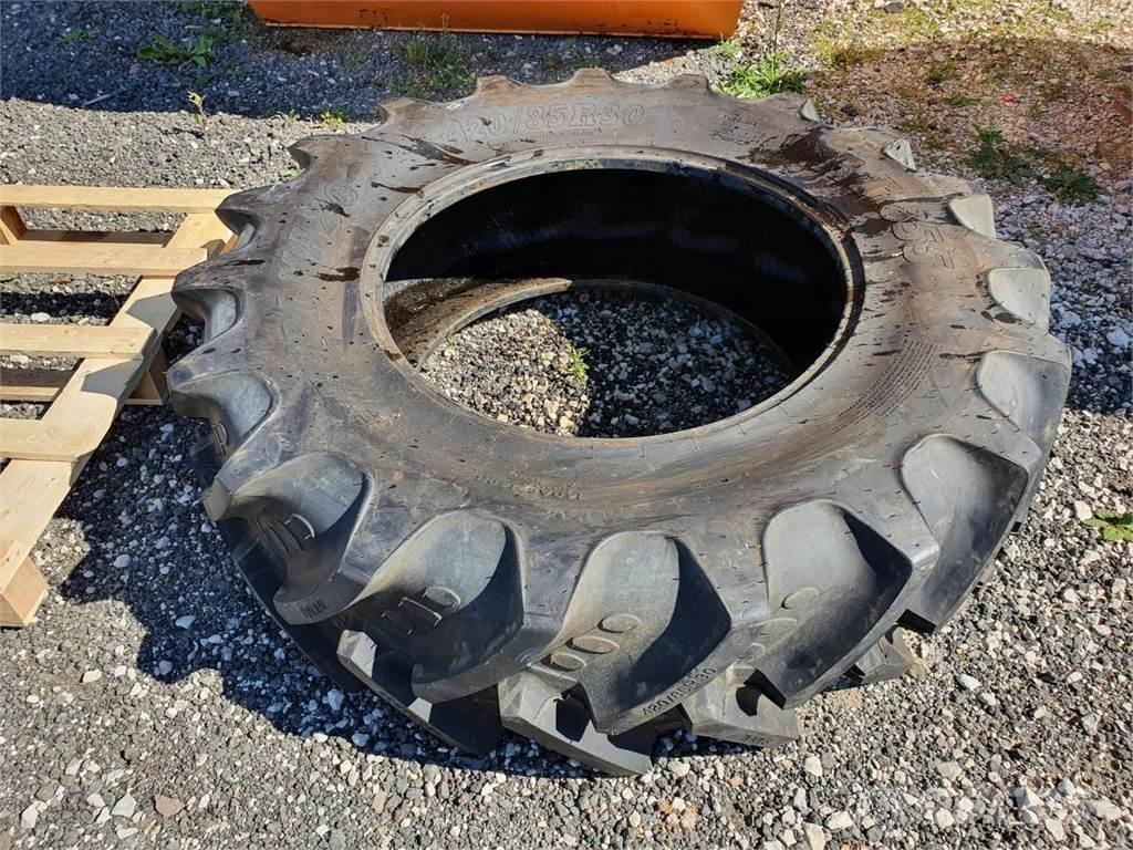 BKT 420/85R30 Ruedas