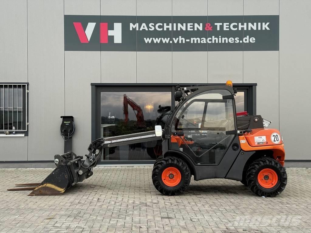 Ausa T 144 Carretillas telescópicas