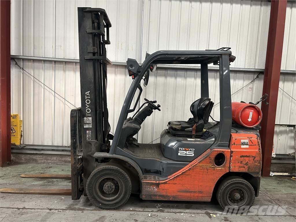 Toyota 02-8FGF25 Camiones LPG