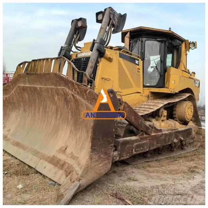 CAT D8T bulldozers Buldozer sobre oruga