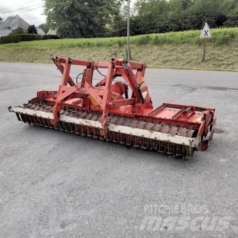 Kuhn HR3001D Gradas vibratorias / rotocultivadoras