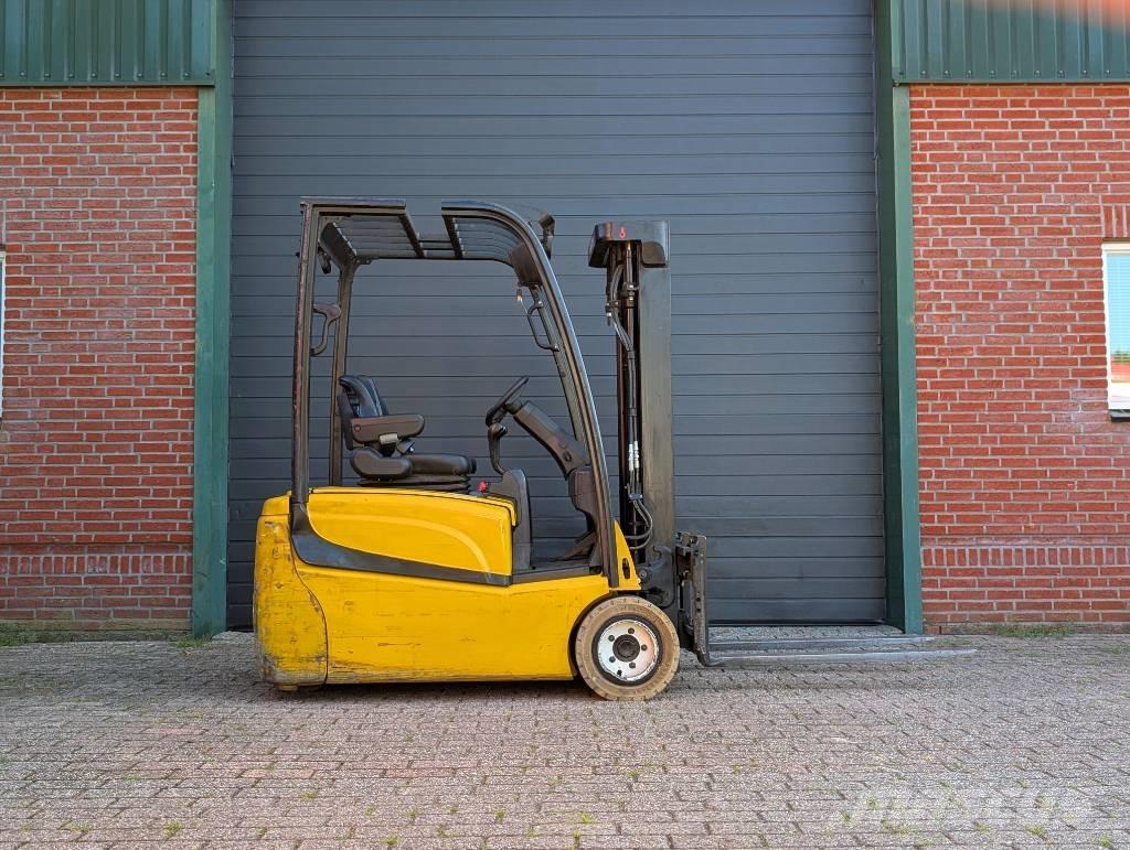 Yale ERP 20 VT Carretillas de horquilla eléctrica