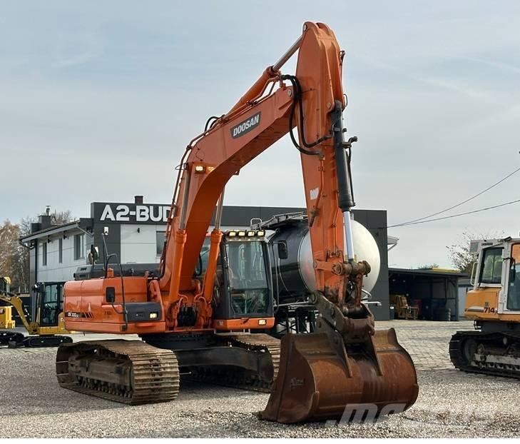 Doosan DX 300 LC-3 Excavadoras sobre orugas