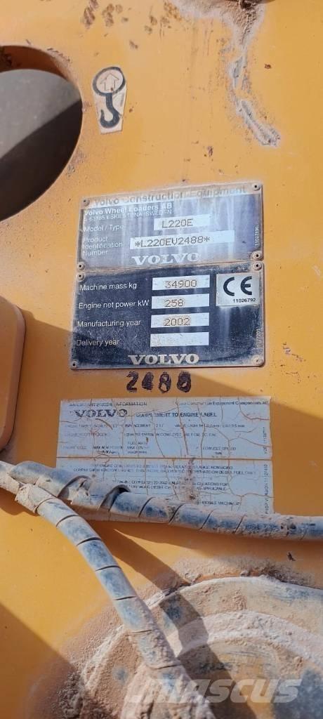 Volvo L 220 E Cargadoras sobre ruedas