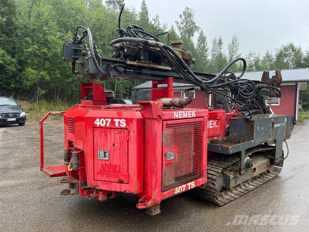 Nemek 407 TS Perforadoras de pozos