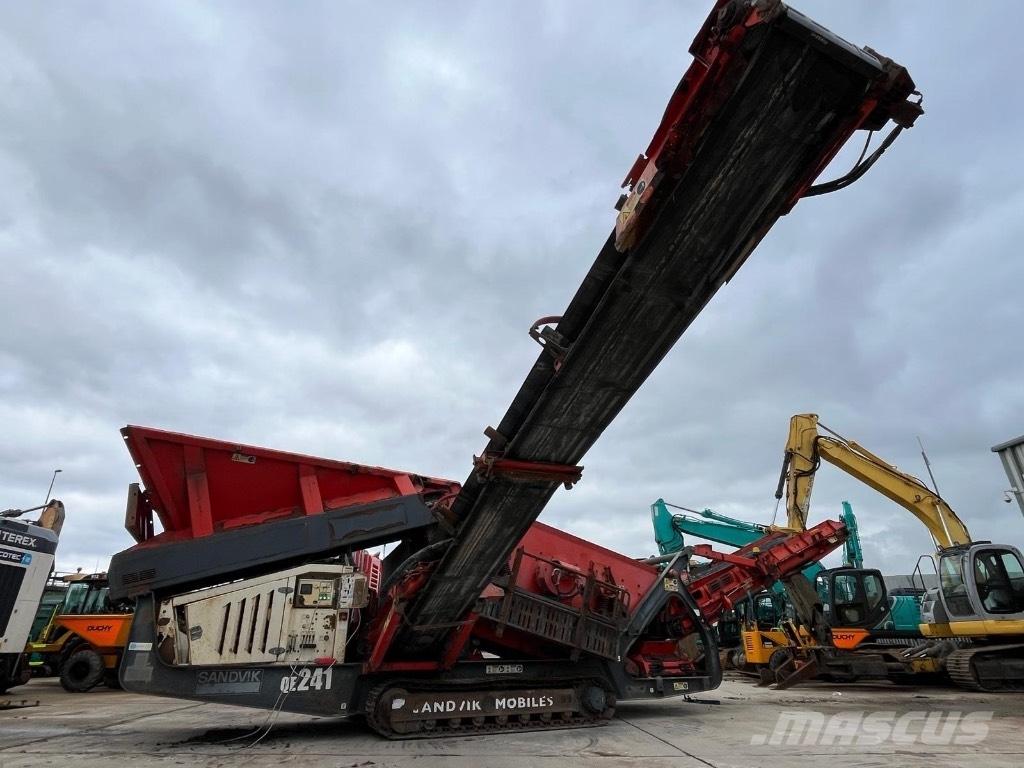Sandvik QE 241 Machacadoras