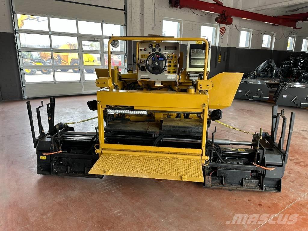 CAT AP 255 E Asfaltadoras