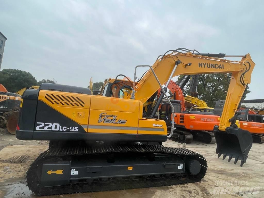 Hyundai 220LC-9S Excavadoras sobre orugas