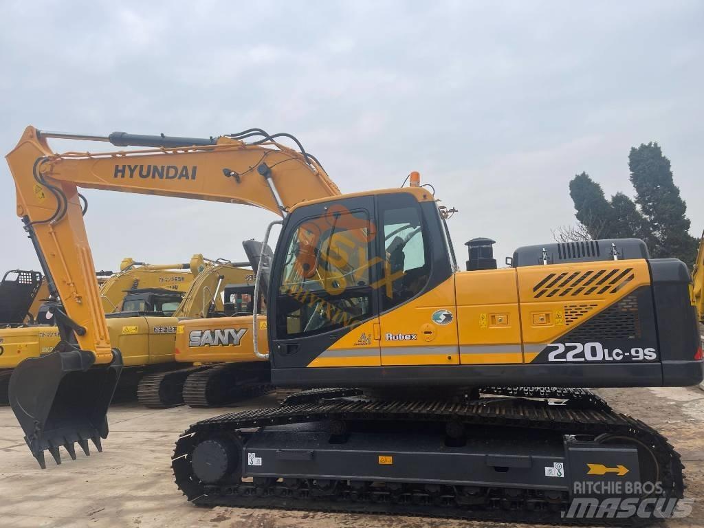 Hyundai 220LC-9S Excavadoras sobre orugas