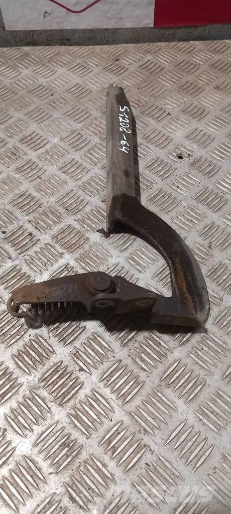 Scania 94 D.   1381479 Cabinas