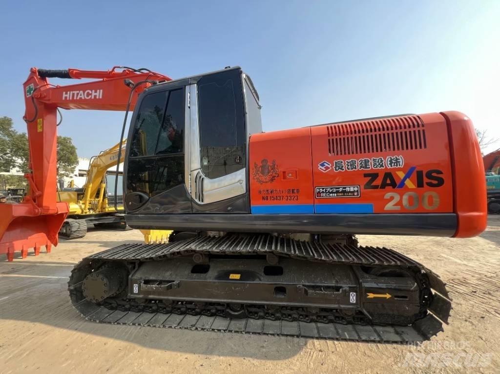 Hitachi ZX 200 Excavadoras sobre orugas