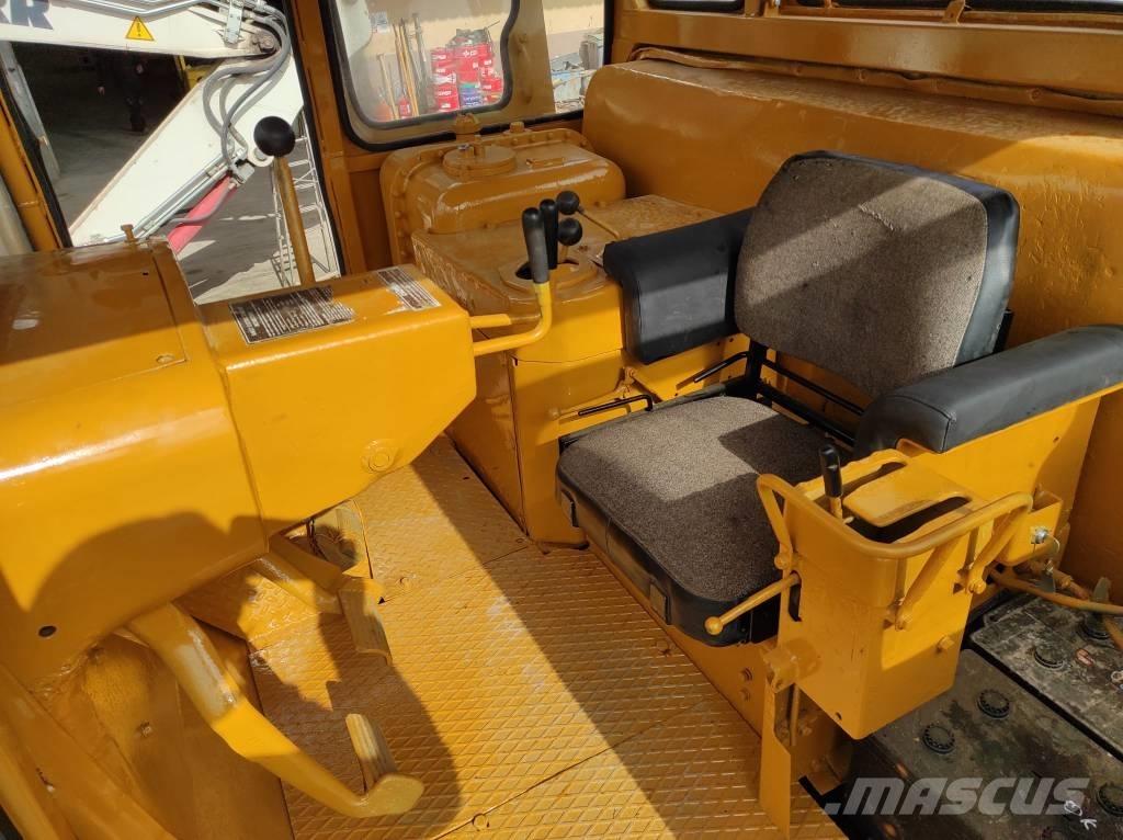 CAT D 9 H Buldozer sobre oruga