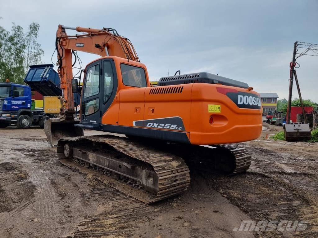 Doosan DX 255 LC Excavadoras sobre orugas