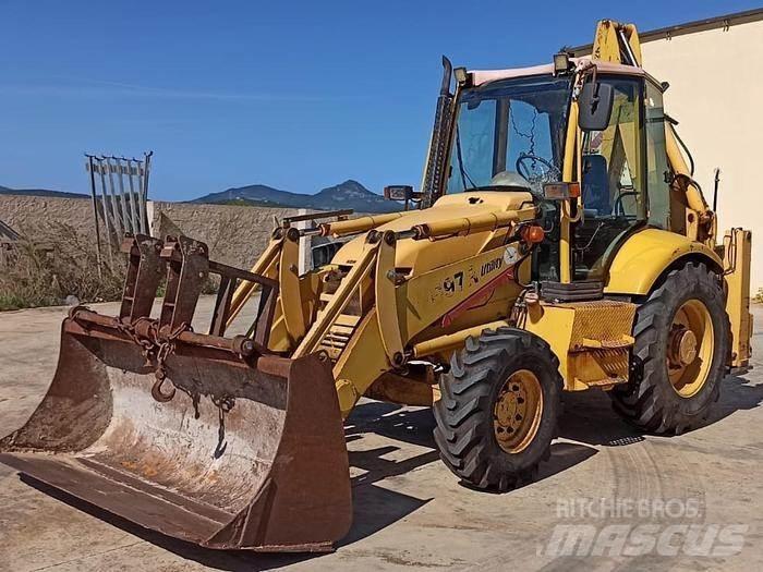 Komatsu WB97R Retrocargadoras