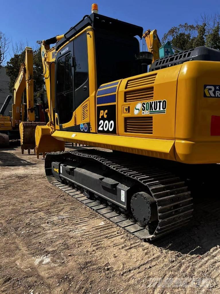 Komatsu PC 200-8N1 Excavadoras sobre orugas