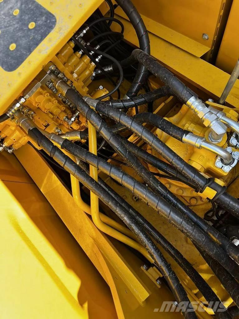 Komatsu PC 200-8N1 Excavadoras sobre orugas