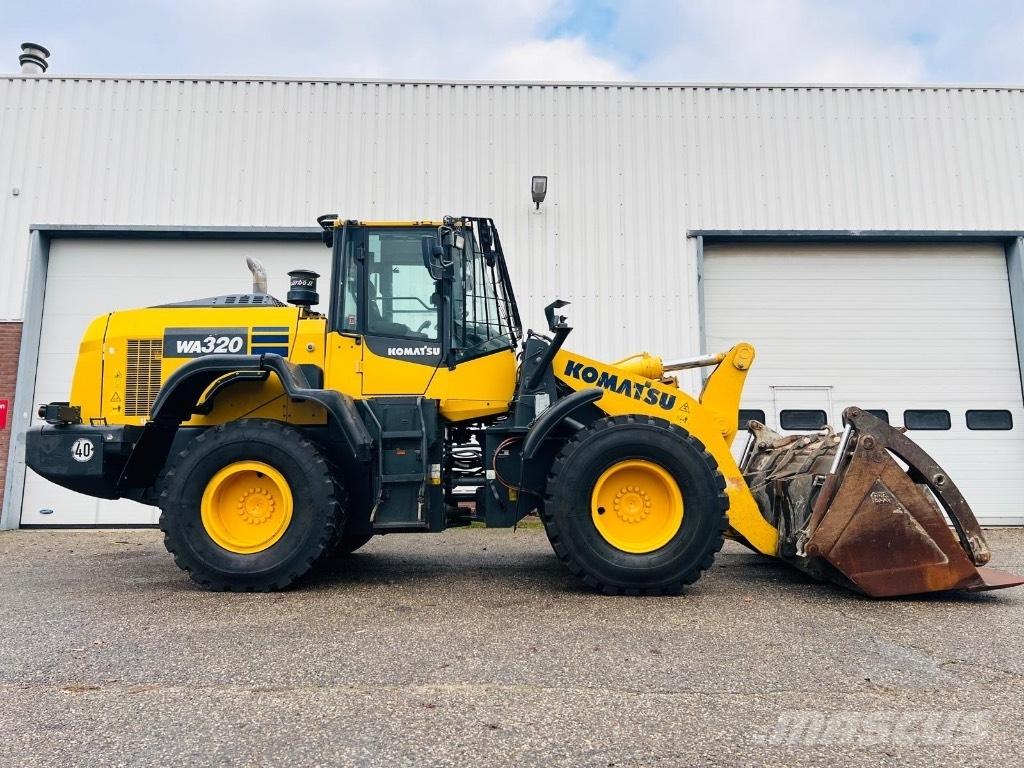 Komatsu WA 320-8 Cargadoras sobre ruedas