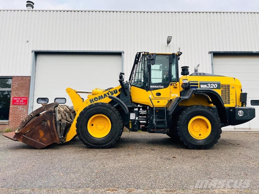 Komatsu WA 320-8 Cargadoras sobre ruedas