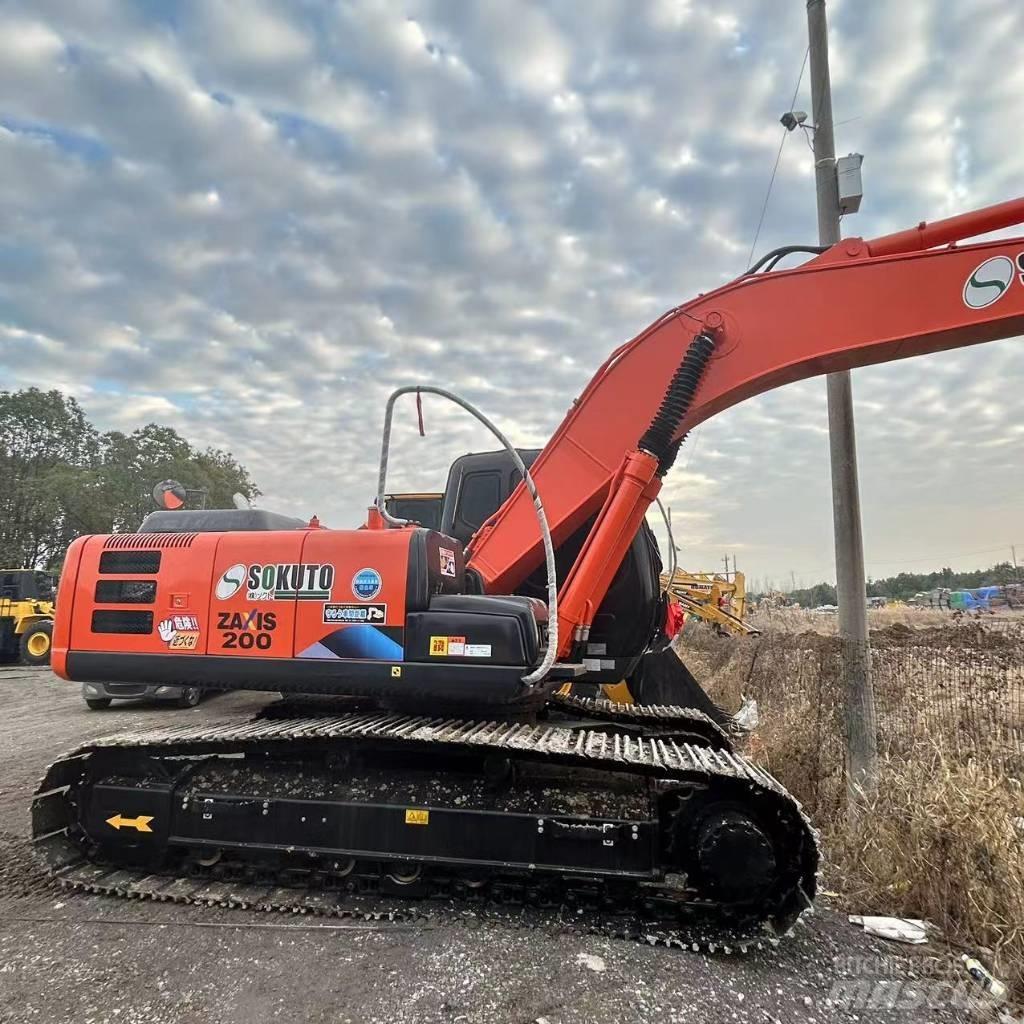 Hitachi ZX 200 Excavadoras sobre orugas