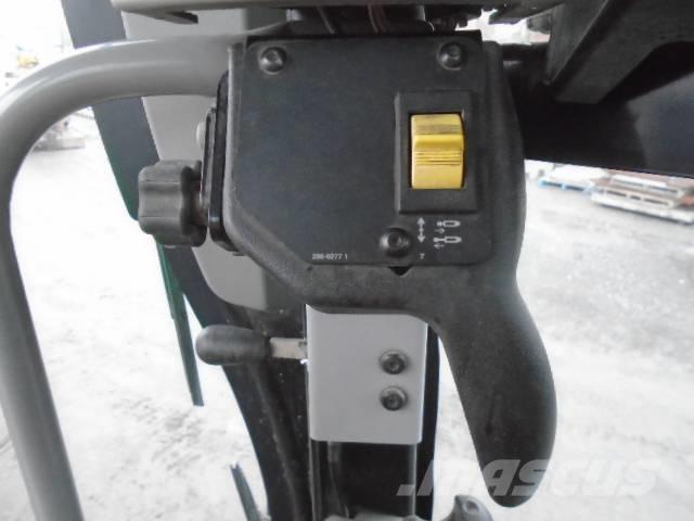 CAT 140 M 2 AWD Niveladoras