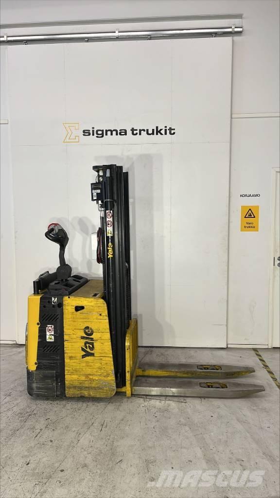 Yale MS 12 X Apiladoras eléctricos