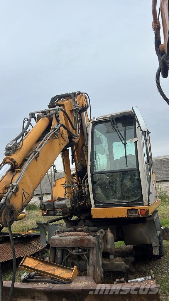 Liebherr A 900 C Radiadores