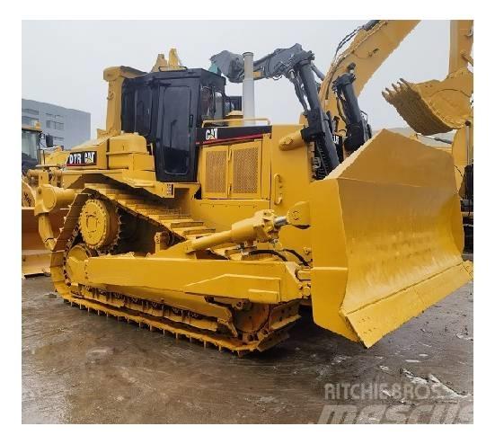 CAT D7R Buldozer sobre oruga