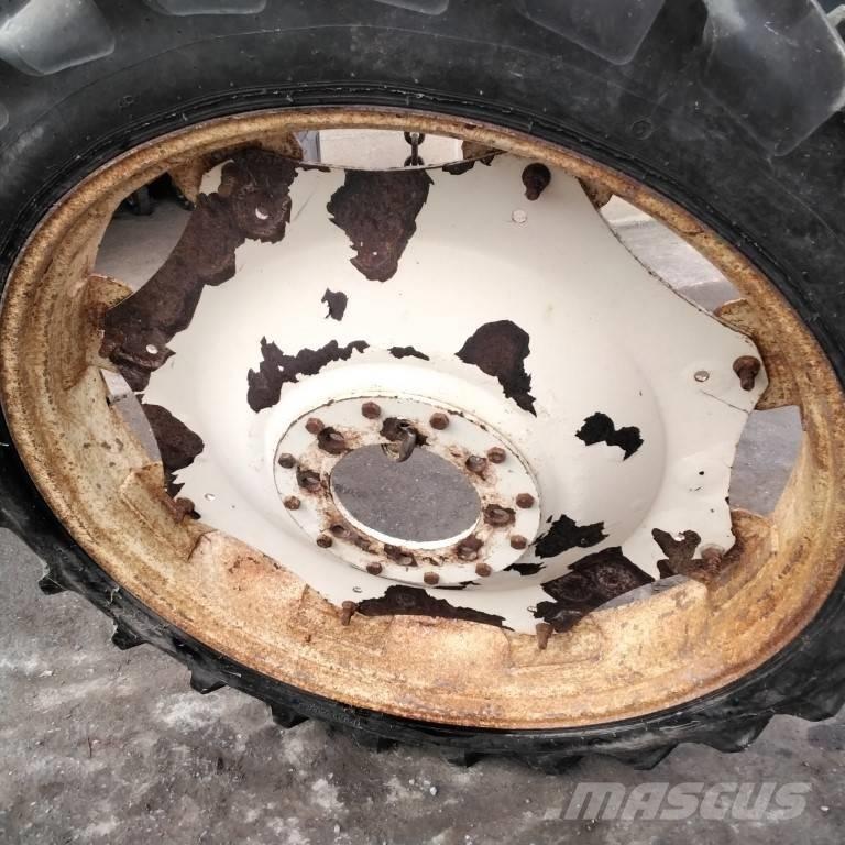 Taurus 9.5R44 Ruedas