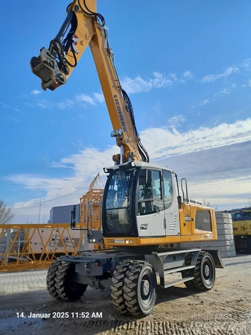 Liebherr A924 Excavadoras de ruedas