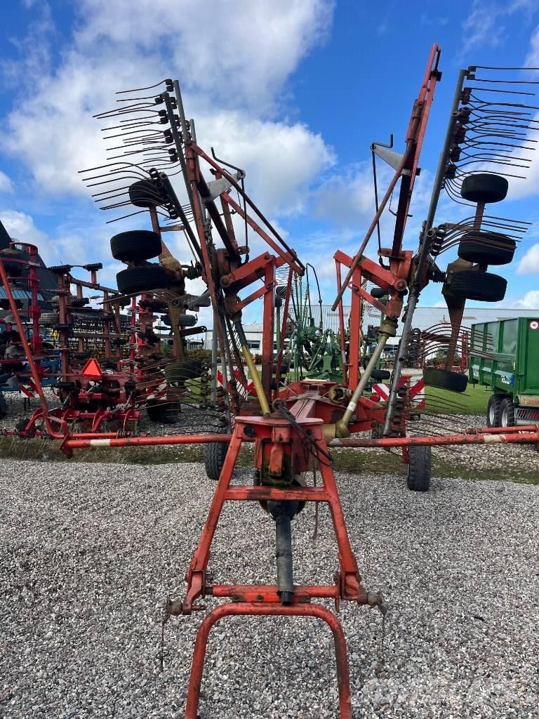 Fella TS 800 Rastrilladoras y rastrilladoras giratorias