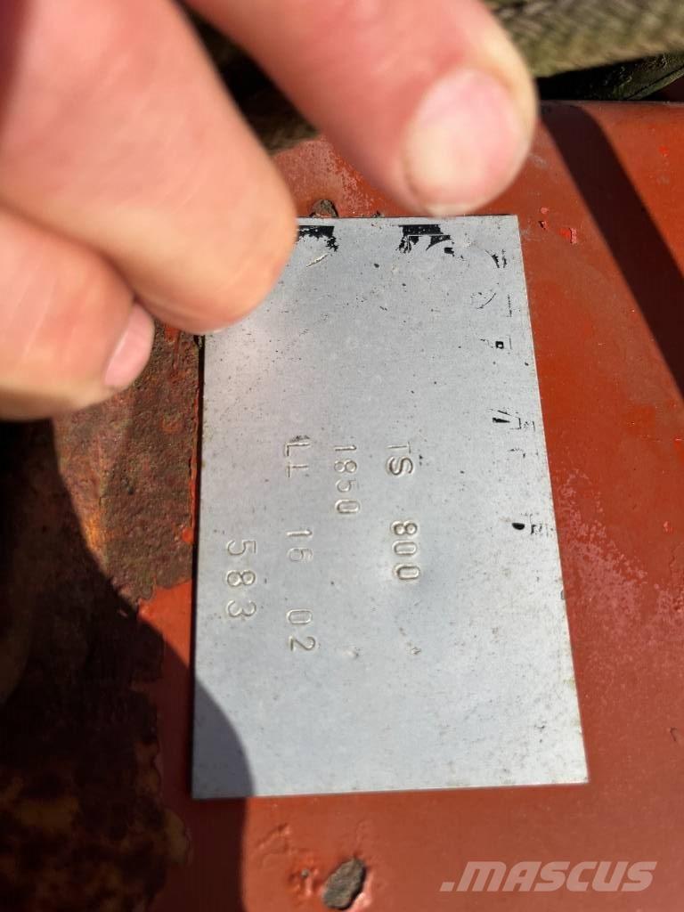 Fella TS 800 Rastrilladoras y rastrilladoras giratorias