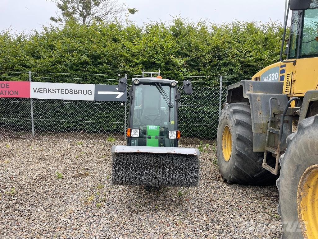 Egholm 2200 T Maquinarias para servicios públicos