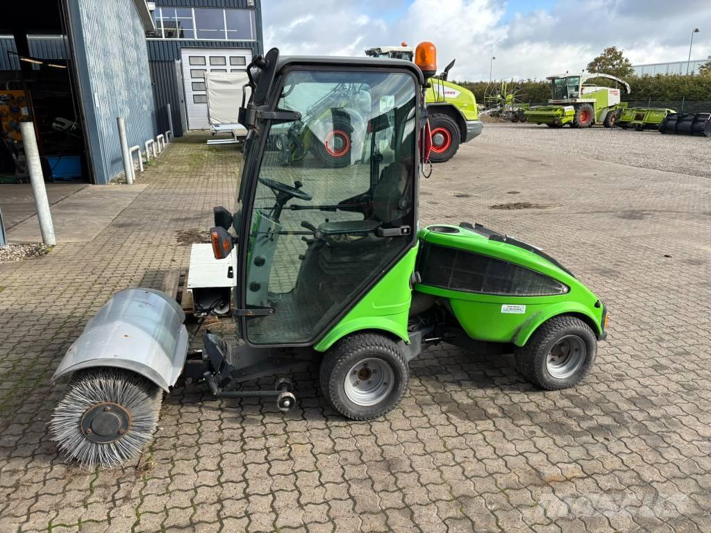 Egholm 2200 T Maquinarias para servicios públicos