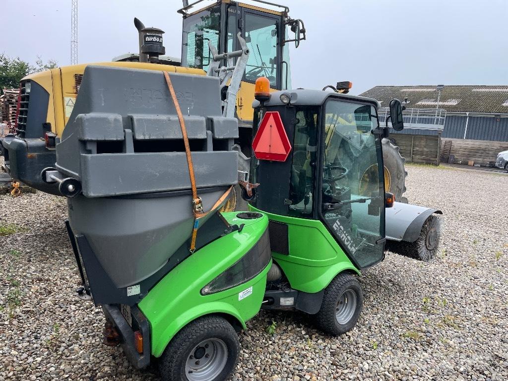 Egholm 2200 T Maquinarias para servicios públicos