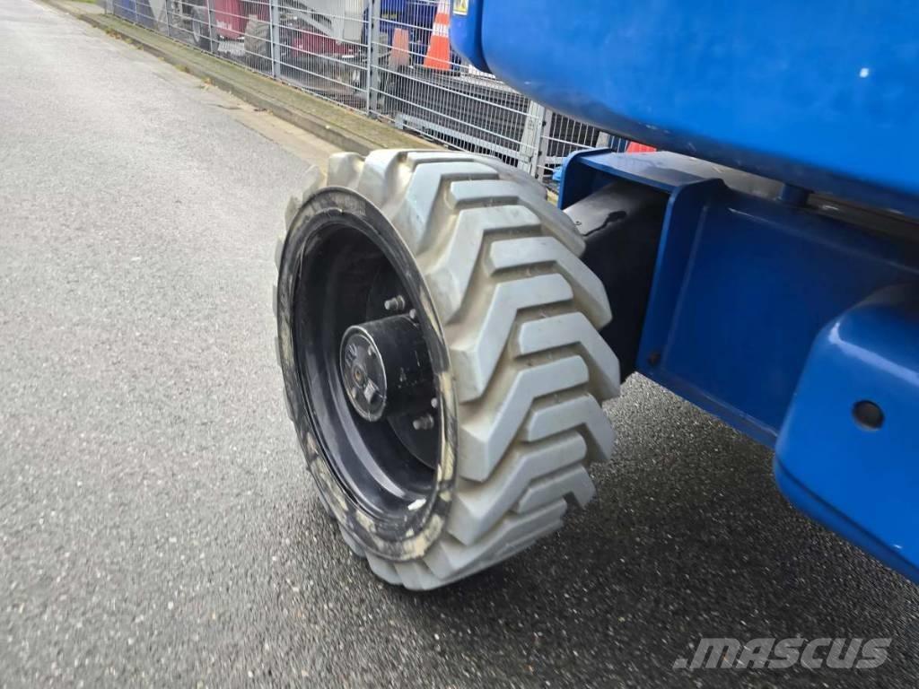 Niftylift HR 28 Plataformas con brazo de elevación manual