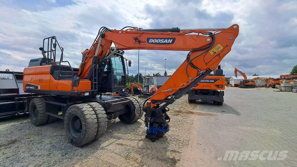 Doosan DX140W-5 Excavadoras de ruedas