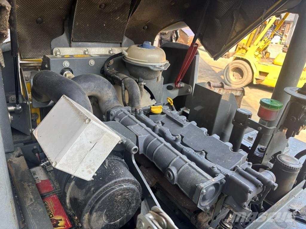 Wacker Neuson 5001 Vehículos compactos de volteo